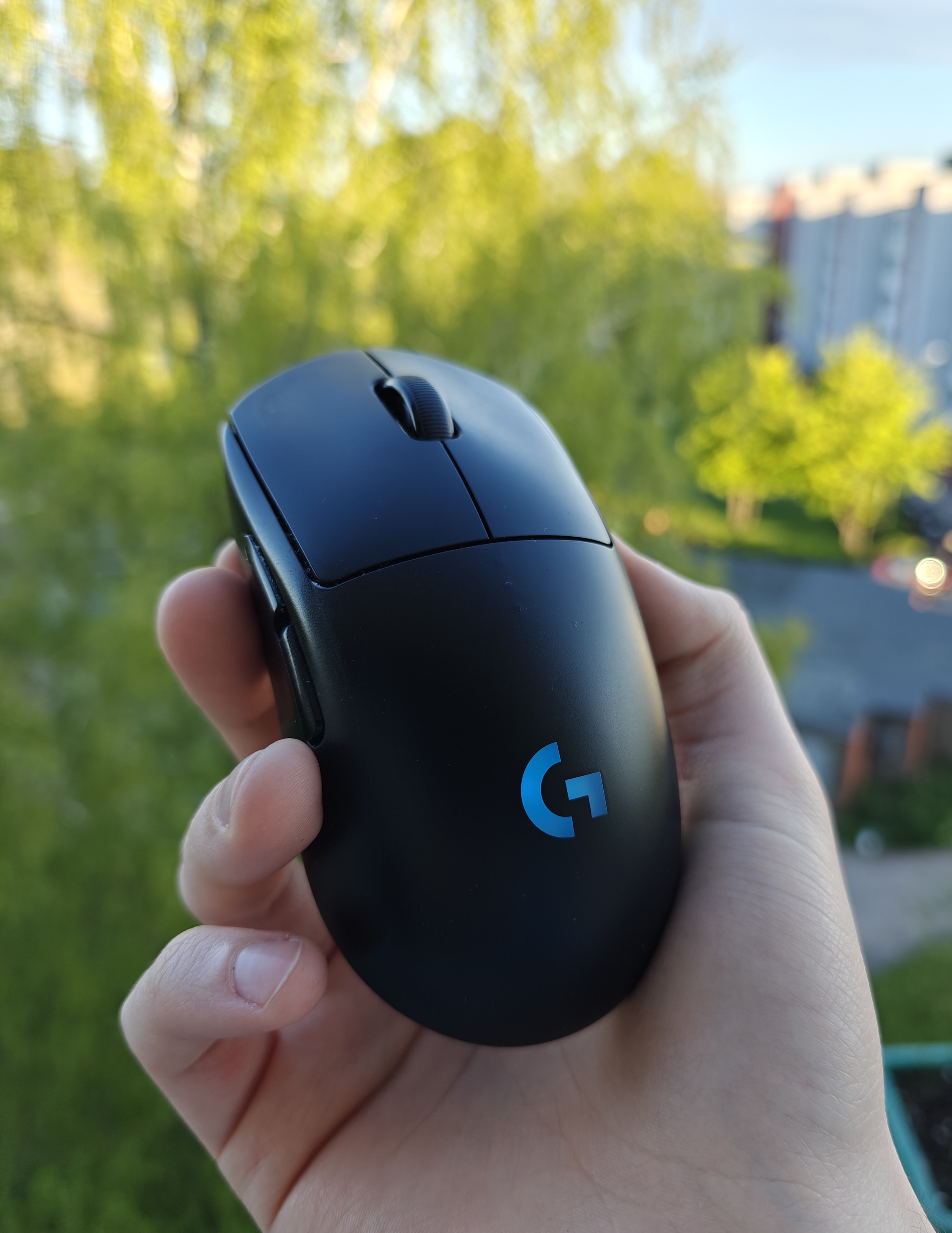 Photo of the logitech g pro wireless mouse